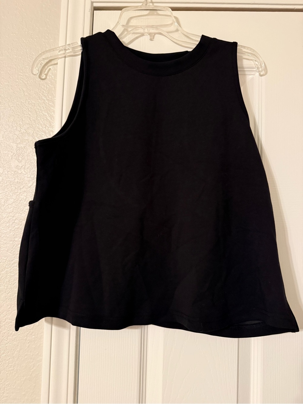 Black Sleeveless Crewneck A-Line Tank